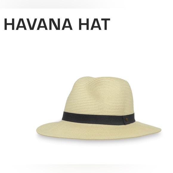 Beach/Sun Hat - Picture 1 of 4